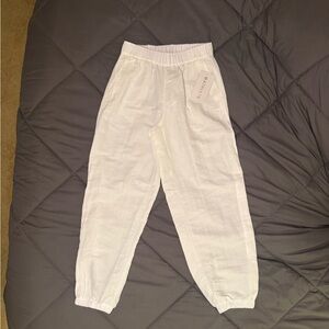 Athleta Pursuit Joggers White NWT